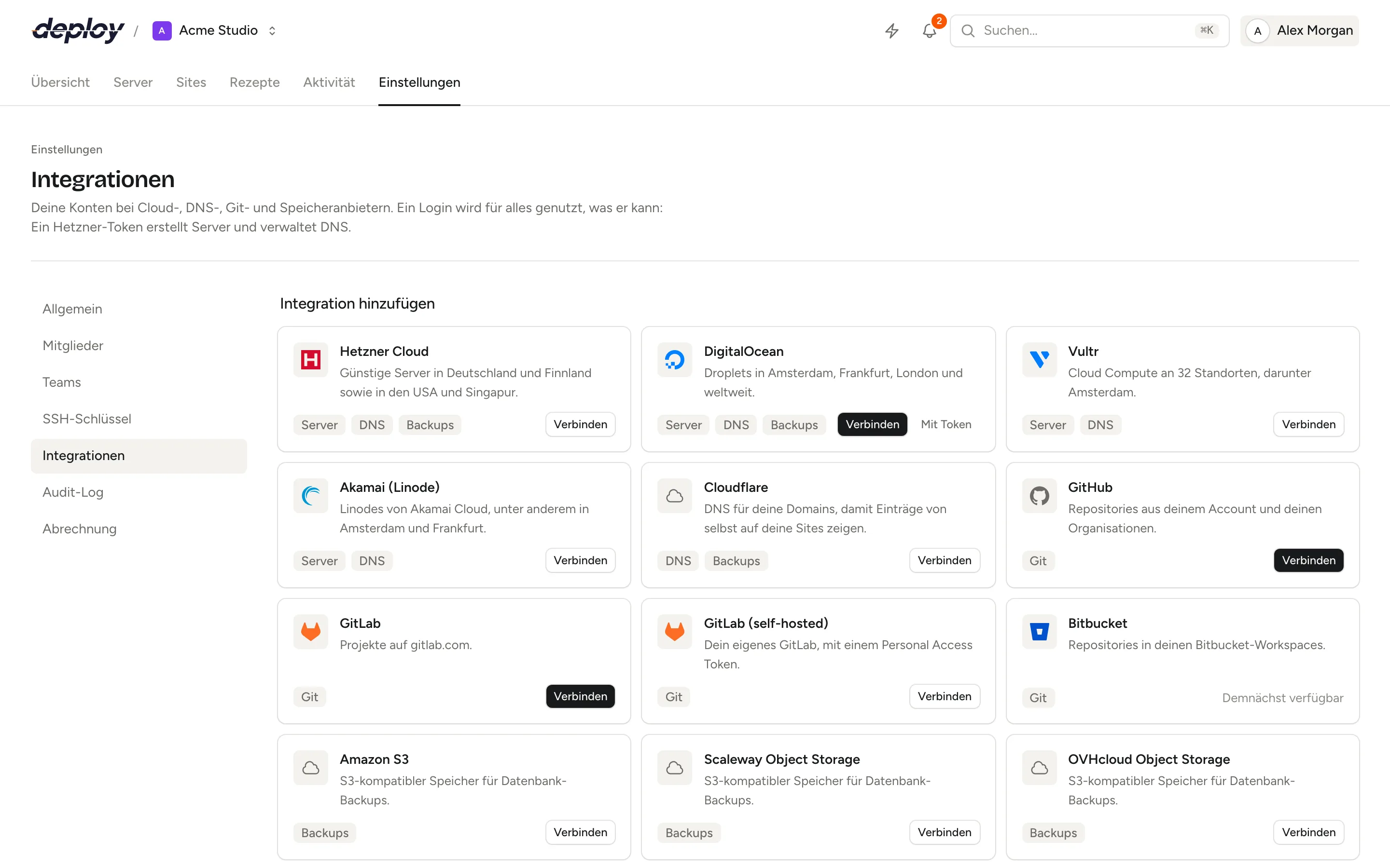 Die Seite Integrationen mit dem Katalog der Anbieter und den verbundenen Konten