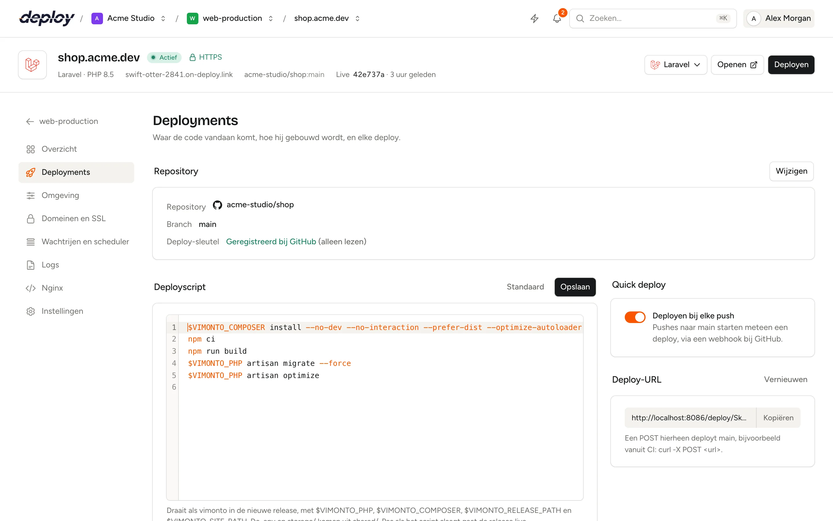 De pagina Deployments met de repository, het deployscript, quick deploy, de deploy-URL en de lijst met deploys